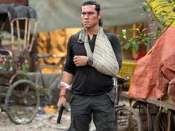 Randeep Hooda turns a still from Extraction into a meme; relates it with people purchasing liquor