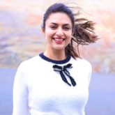 Divyanka Tripathi helps a fan out to seek medical attention, thanks BMC for their co-operation