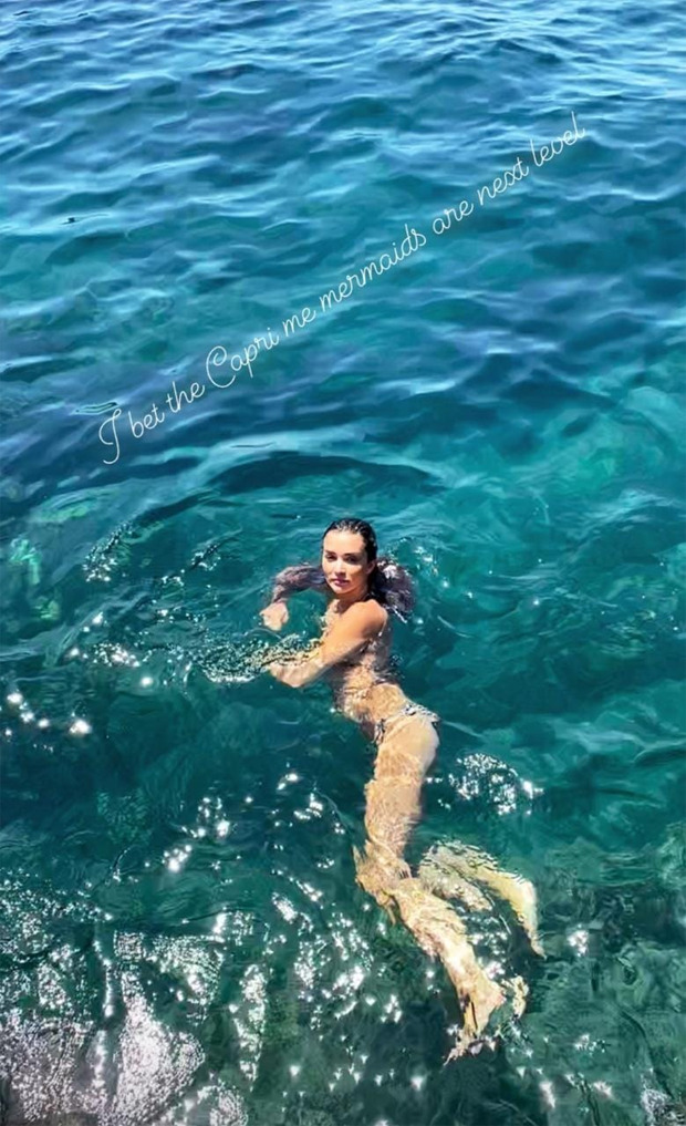 Amy Jackson sizzles in animal print bikini on a sunny day Amy Jackson sizzles in animal print bikini on a sunny day