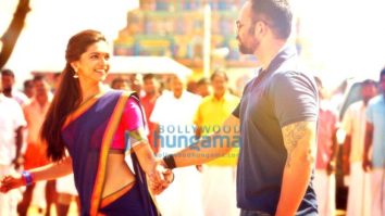 on the sets of the movie Chennai Express