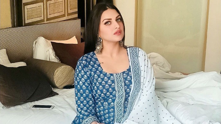 Himanshi Khurana: “Shehnaaz Gill har kisi ke sath itna friendly kyon ho jati hai?” | Rapid Fire Himanshi Khurana: “Shehnaaz Gill har kisi ke sath itna friendly kyon ho jati hai?” | Rapid Fire