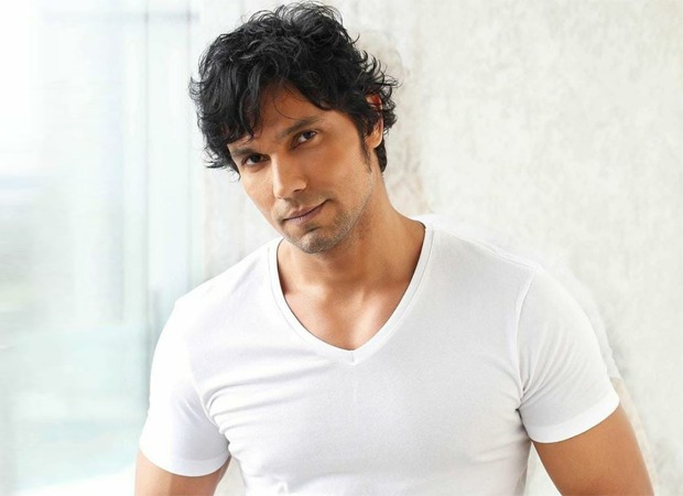 Randeep Hooda undergoes a surgery after complaining of pain 