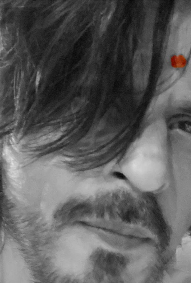 Shah Rukh Khan bids adieu to Ganpati bappa 