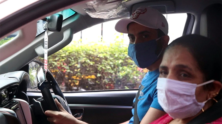 Sunny Singh Nijjar snapped with his mom in Juhu