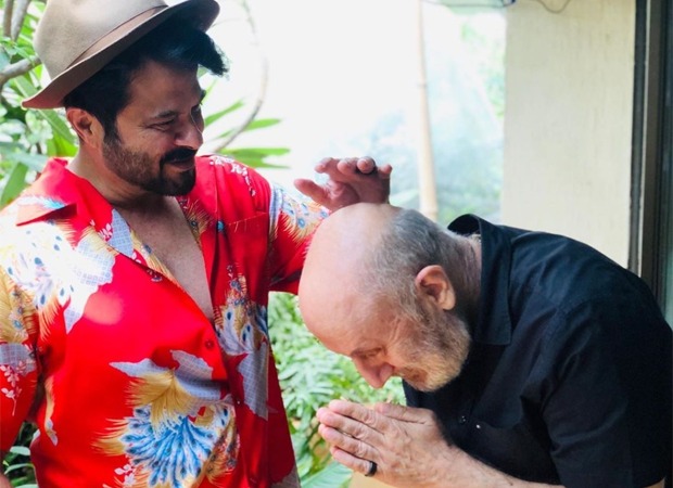 Anupam Kher thanks Anil Kapoor for blessing him before he left for Bhopal for the shoot of 'The Last Show'