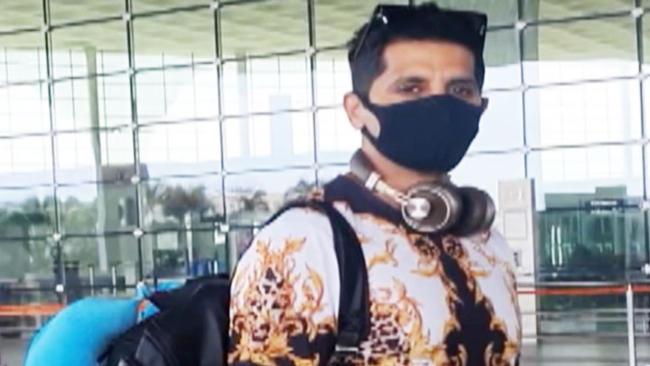 Karanvir Bohra spotted at the airport