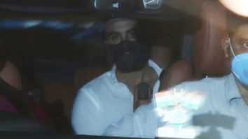 Ranbir Kapoor snapped at a dubbing studio in Khar