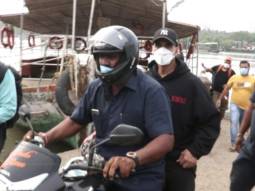 Akshay Kumar spotted at Versova Jetty