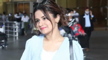 Avneet Kaur spotted at airport