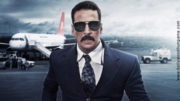 First Look Of Bellbottom