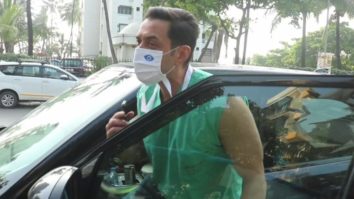 Bobby Deol spotted at Hakim’s Aalim hair lounge Versova