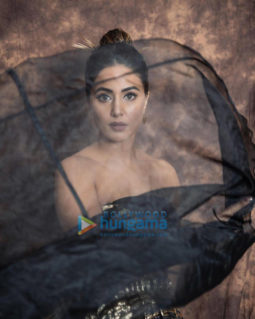 Celebrity Photos of Hina Khan