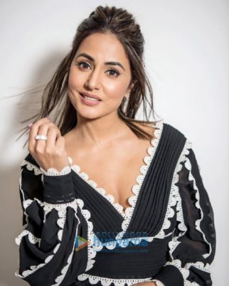 Celebrity Photo Of Hina Khan
