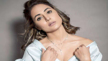 Celebrity Photos of Hina Khan