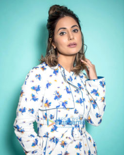 Celebrity Photos of Hina Khan