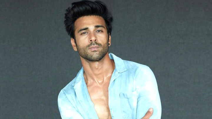 LOL- Pulkit Samrat: “Disadvantage of working with Girlfriend in a film is…”| Rapid Fire | Kriti K