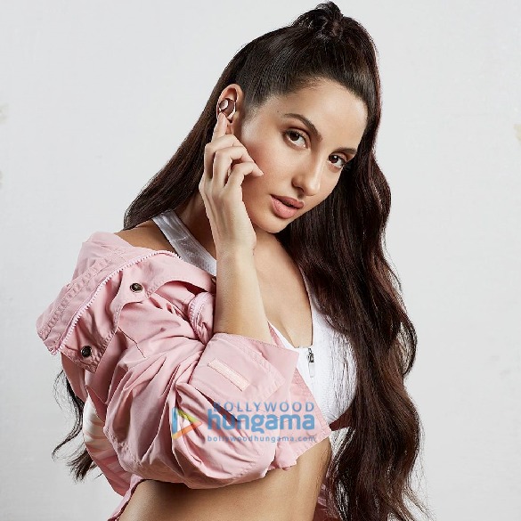 nora fatehi 57