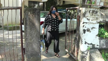 SPOTTED – Farah Khan and Huma Qureshi at Kromakay Salon Juhu