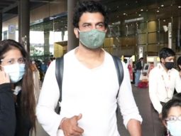 Sharad Kelkar with family spotted at Airport