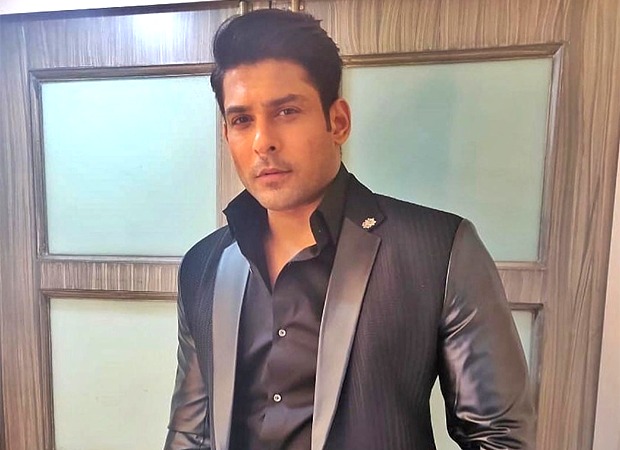 Sidharth Shukla redefines class with his all-black suit for Bigg Boss 14