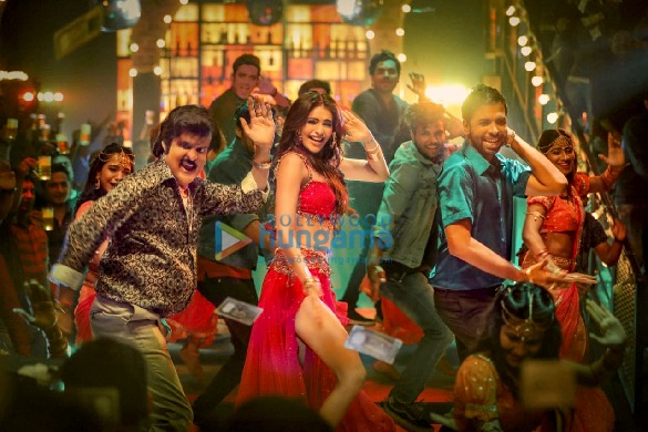 suraj pe mangal bhari1