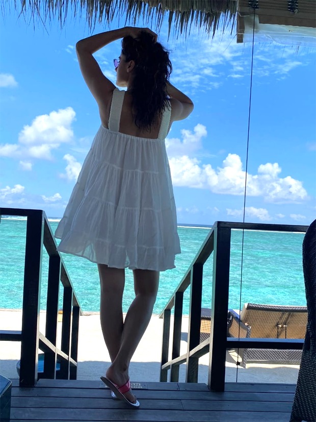 PICS: Taapsee Pannu shares absolute stunning pictures from her Maldives vacation 