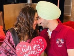 Neha Kakkar shares pictures from the day Rohanpreet Singh proposed her for marriage 