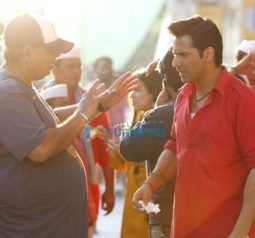 On The Sets Of The Movie Coolie No. 1