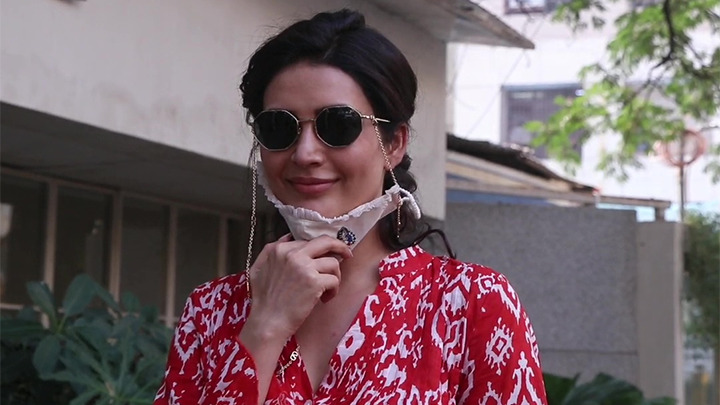 Karishma Tanna spotted at Bandra