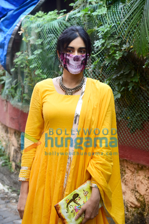 Photos: Adah Sharma spotted in Bandra Photos: Adah Sharma spotted in Bandra