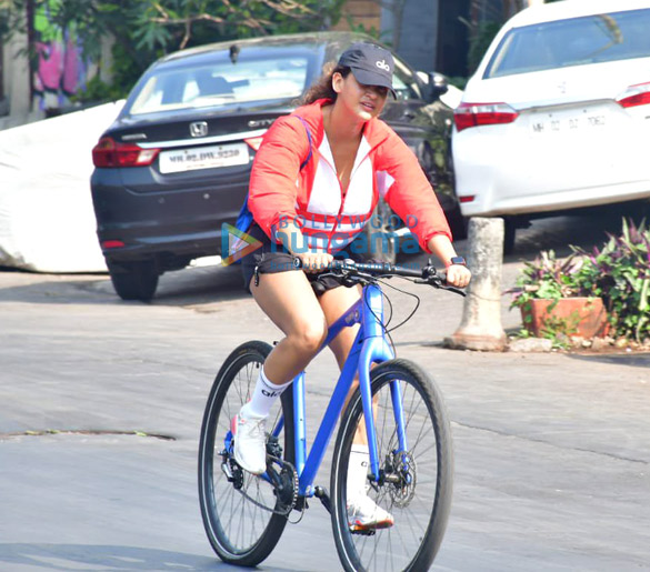 photos aisha sharma spotted cycling in bandstand 1