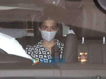 Photos: Alia Bhatt snapped outside a dubbing studio in Bandra