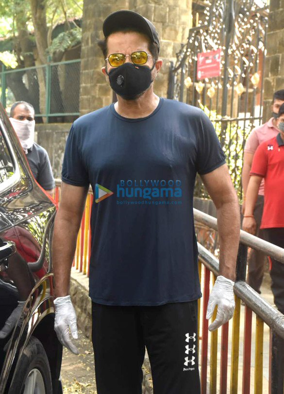 Photos: Anil Kapoor snapped at Juhu Photos: Anil Kapoor snapped at Juhu