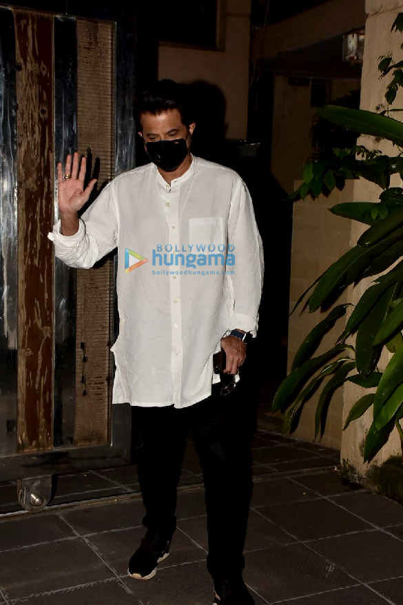 photos anil kapoor snapped at a clinic in bandra 2 2