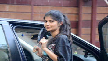 Photos: Anjini Dhawan snapped in Juhu