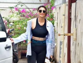 Photos: Daisy Shah spotted at gym