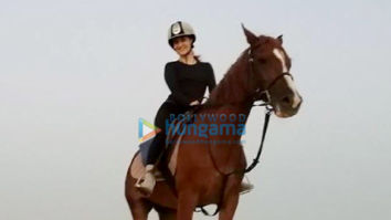 Photos: Elli AvrRam goes horse riding in Dubai