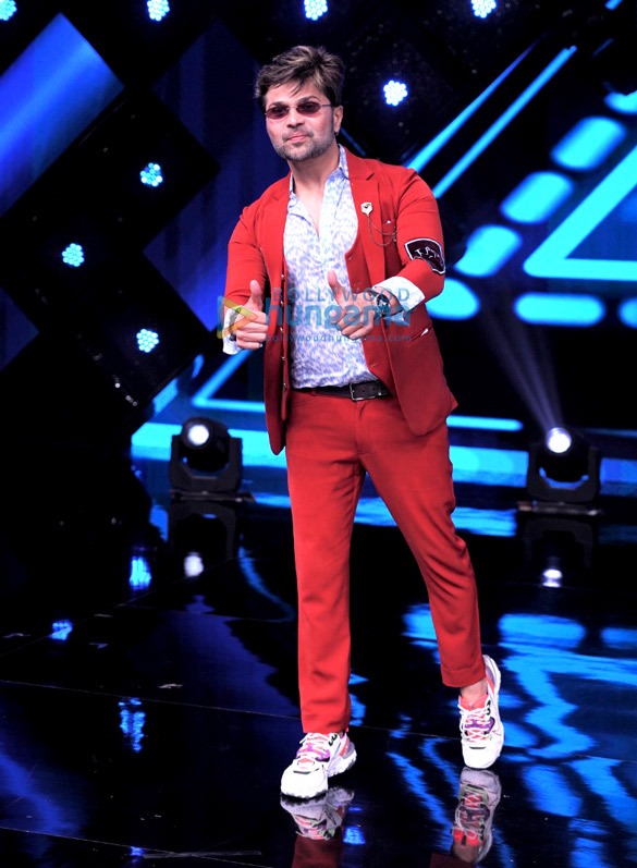 photos himesh reshammiya vishal dadlani host aditya narayan snapped at indias best dancer set 4