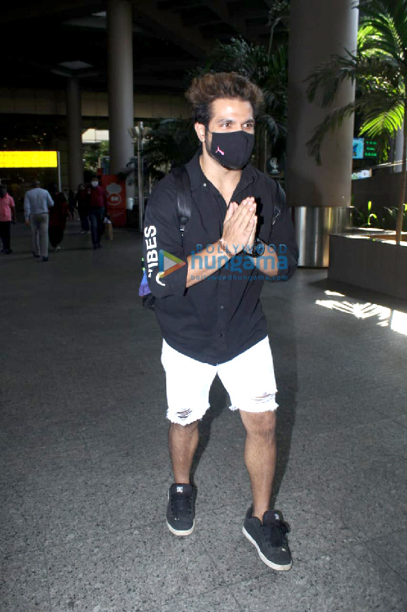 photos huma qureshi and rithvik dhanjani snapped at the airport 4