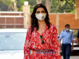Photos: Karishma Tanna spotted in Bandra