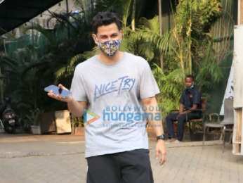Photos: Kunal Kemmu snapped In Bandra