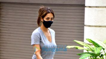 Photos: Malaika Arora and Sophie Choudry spotted with their pets for a walk