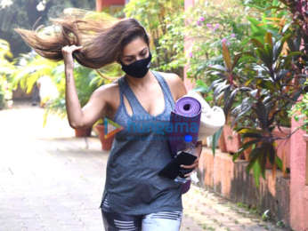 Photos: Malaika Arora snapped at Bandra