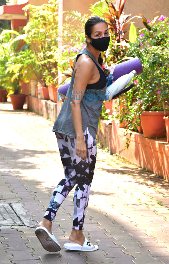 photos malaika arora spotted at diva yoga studio 3 7