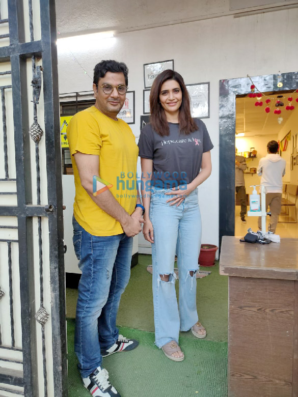 Photos: Mukesh Chabbra snapped with Karishma Tanna in Mumbai