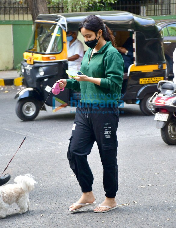 photos neha sharma spotted with her pet out and about in mumbai 4
