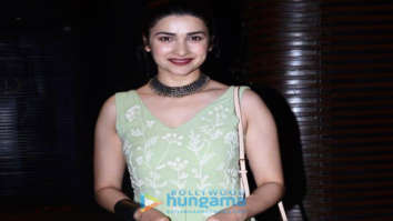 Photos: Prachi Desai snapped in Juhu