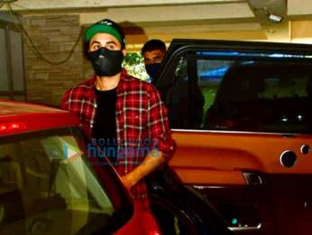 Photos: Ranbir Kapoor spotted at a dubbing studio