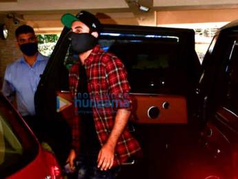 Photos: Ranbir Kapoor spotted at a dubbing studio
