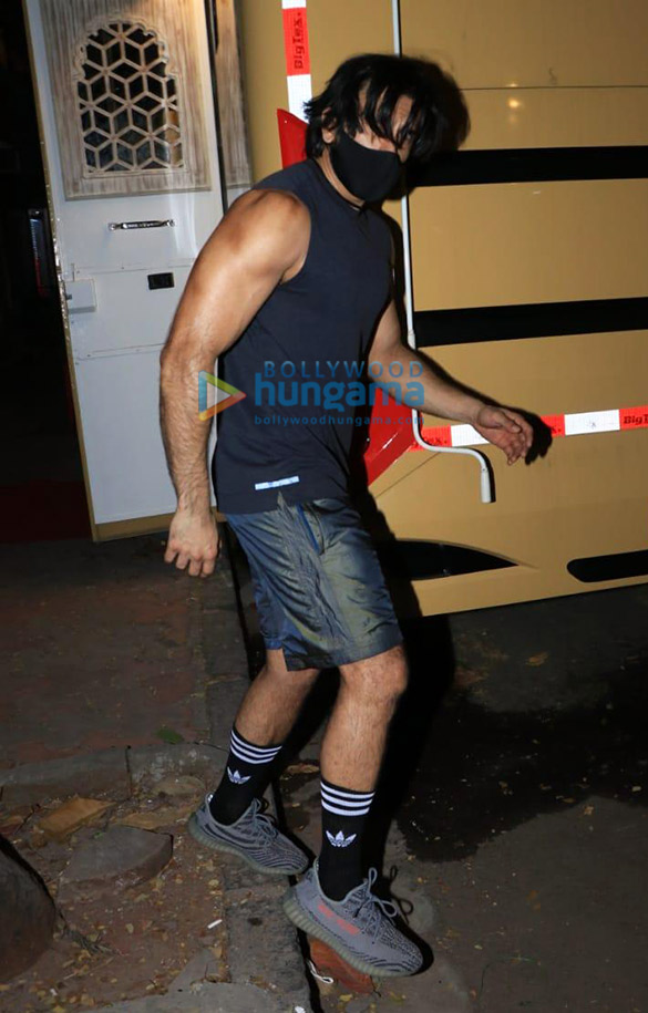 photos ranveer singh snapped after shoot in mumbai 2